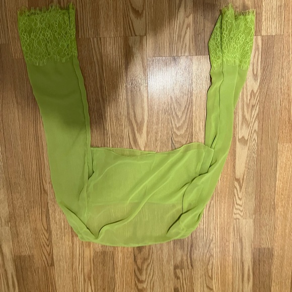 House of CB TARA LIME GREEN GEORGETTE CROPPED TOP Size XS - Picture 6 of 8